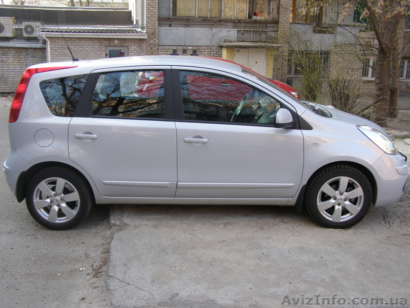 Продам машину Ниссан Нота 2008г. хэтчбек - <ro>Изображение</ro><ru>Изображение</ru> #1, <ru>Объявление</ru> #9959