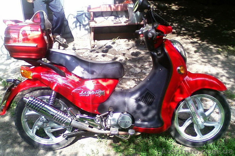 макси-скутер Lifan 110-8F. Состояние отличное - <ro>Изображение</ro><ru>Изображение</ru> #1, <ru>Объявление</ru> #23438