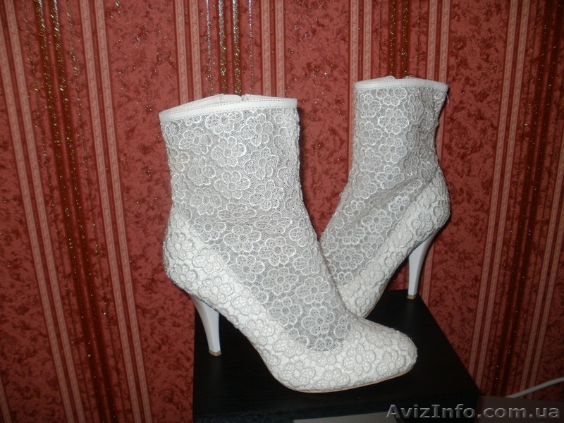 Сапожки свадебные - <ro>Изображение</ro><ru>Изображение</ru> #1, <ru>Объявление</ru> #361492