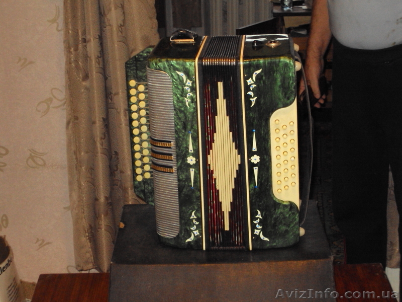 баян и аккардион в днепроперровске - <ro>Изображение</ro><ru>Изображение</ru> #1, <ru>Объявление</ru> #528549