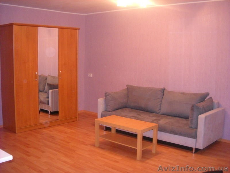 Сдам квартиру посуточно Днепропетровск dom-dnepr.com центр аренда квартиры - <ro>Изображение</ro><ru>Изображение</ru> #1, <ru>Объявление</ru> #653871