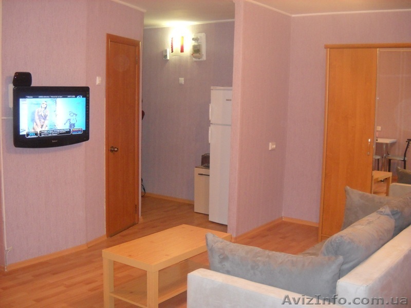 Аренда квартир посуточно Днепропетровск  dom-dnepr.com центр снять квартиру - <ro>Изображение</ro><ru>Изображение</ru> #1, <ru>Объявление</ru> #657322