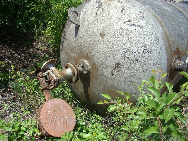 Ресивер воздушный, воздухосборник объемом 3,2 куба, в Днепропетровске - <ro>Изображение</ro><ru>Изображение</ru> #1, <ru>Объявление</ru> #708607