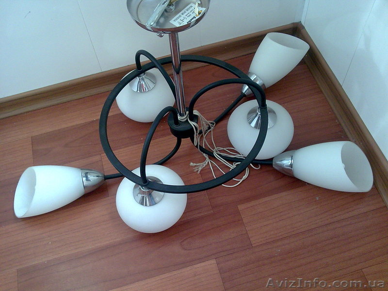 Продам люстру в отличном состоянии - <ro>Изображение</ro><ru>Изображение</ru> #1, <ru>Объявление</ru> #731214