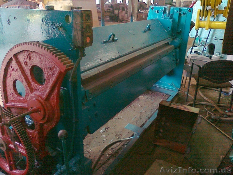 листогиб эл-механика с пооротной балкой ЛГ-6 2000-5мм, кромкогиб ИВ1330 после ре - <ro>Изображение</ro><ru>Изображение</ru> #1, <ru>Объявление</ru> #765611
