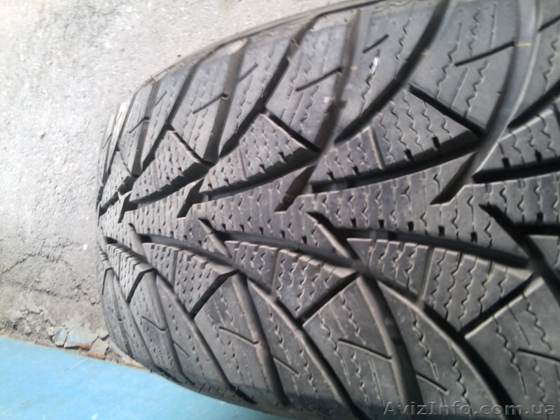 Зимние шины 195/65 R15 - <ro>Изображение</ro><ru>Изображение</ru> #1, <ru>Объявление</ru> #977200