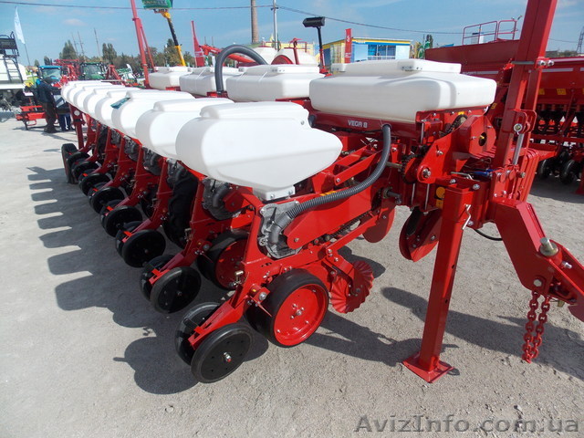 ВЕГА 8 (6) ПРОФИ – универсальная полуприцепная пневматическая cеялка  - <ro>Изображение</ro><ru>Изображение</ru> #1, <ru>Объявление</ru> #1284591