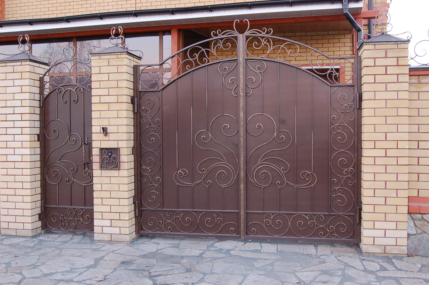 Ворота та хвіртки із профлиста, штакетника, ковані, жалюзі  - <ro>Изображение</ro><ru>Изображение</ru> #1, <ru>Объявление</ru> #1727983