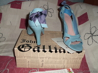 Продам босоножки "John Galliano" - <ro>Изображение</ro><ru>Изображение</ru> #1, <ru>Объявление</ru> #441617