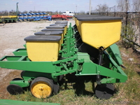 Сеялка John Deer 7000 8 -рядная  - <ro>Изображение</ro><ru>Изображение</ru> #1, <ru>Объявление</ru> #1023875