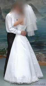 Продам свадебное платье (для милой невесты!!!) - <ro>Изображение</ro><ru>Изображение</ru> #2, <ru>Объявление</ru> #39283