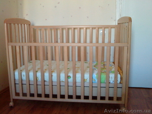 Продам итальянскую детскую кроватку и матрац - <ro>Изображение</ro><ru>Изображение</ru> #1, <ru>Объявление</ru> #111106