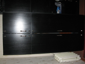Продам стенку БУ черного цвета, чешская (Таига), срочно - <ro>Изображение</ro><ru>Изображение</ru> #2, <ru>Объявление</ru> #260020