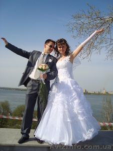 "Семейное счастье" - свадебное платье - <ro>Изображение</ro><ru>Изображение</ru> #4, <ru>Объявление</ru> #308490