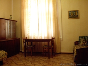 Отд часть дома из 2 разд комнат в Нагорном р-не - <ro>Изображение</ro><ru>Изображение</ru> #3, <ru>Объявление</ru> #15901