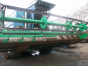 Продам комбайн    СЛАВУТИЧ     КЗС 9-1   ,  2002 г.в. в хорошем состоянии.