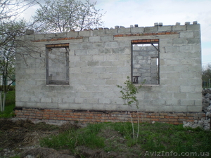 Как живут переселенцы на даче Олега Царева под Днепропетровском