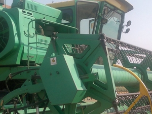 Продам Комбайн ДОН-1500 Б,  2007 г.в. в идеальном состоянии.