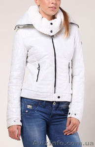 Мужская и женская одежда из Италии Angel Devil (джинсы,  платья,  пальто). Сток.