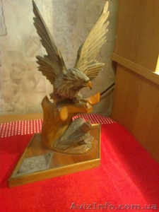 Статуэтка -Орёл с птенцом- резьба по дереву. - <ro>Изображение</ro><ru>Изображение</ru> #1, <ru>Объявление</ru> #1014482