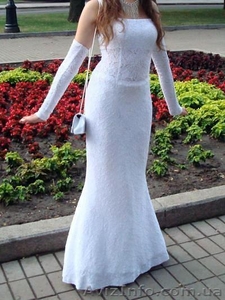 Продам белое вечернее платье формы Рыбка, размер 44-46, 500 грн!!! - <ro>Изображение</ro><ru>Изображение</ru> #1, <ru>Объявление</ru> #1144239