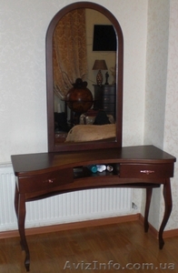 Трюмо для спальни