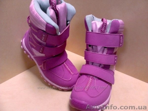 Стильные высокие зимние ботинки