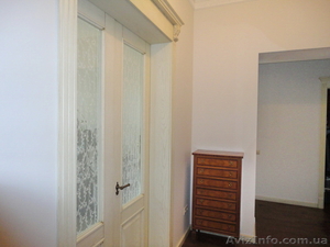Продается, шикарная  с ремонтом, 2 комнатная квартира в центре  - <ro>Изображение</ro><ru>Изображение</ru> #6, <ru>Объявление</ru> #1577872