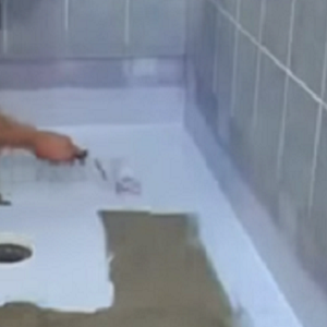 Гидроизоляция от фундамента до кровли.