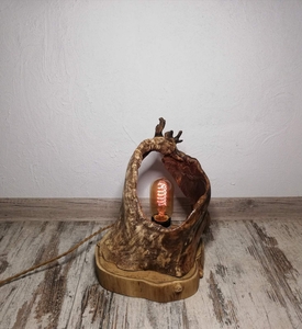 Світильники ручної роботи з дерева