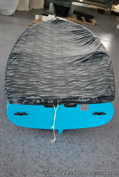 Лодка пластиковая Украина - <ro>Изображение</ro><ru>Изображение</ru> #3, <ru>Объявление</ru> #36504