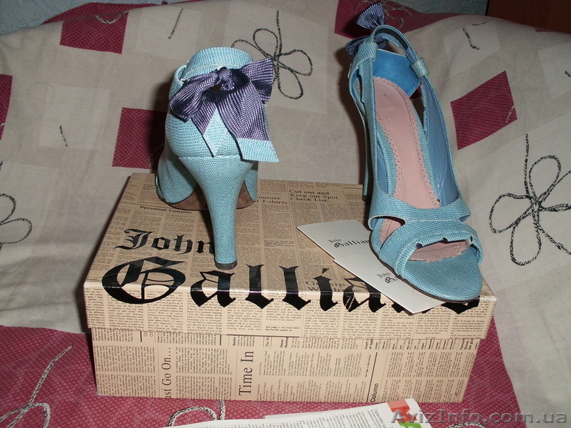 Продам босоножки "John Galliano" - <ro>Изображение</ro><ru>Изображение</ru> #1, <ru>Объявление</ru> #441617