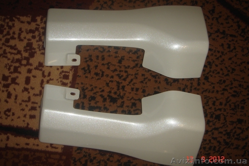 Накладки на пороги на автомобиль Toyota RAW-4 - <ro>Изображение</ro><ru>Изображение</ru> #3, <ru>Объявление</ru> #755533