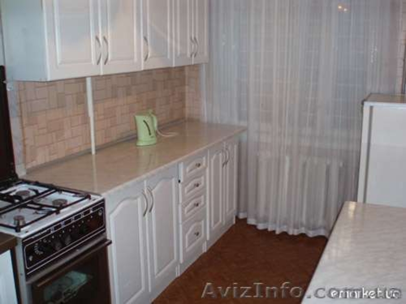 Сдам посуточно почасово 3к квартиру, центр  - <ro>Изображение</ro><ru>Изображение</ru> #3, <ru>Объявление</ru> #761129