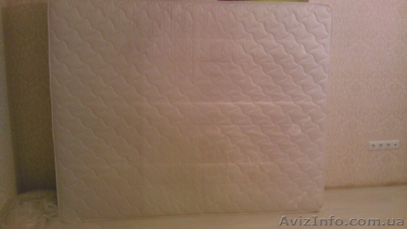 Продам кровать с матрасом - <ro>Изображение</ro><ru>Изображение</ru> #3, <ru>Объявление</ru> #822739