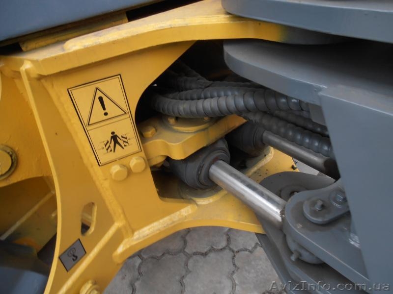 Продаем экскаватор-погрузчик XCMG XT870, 2008 г.в. - <ro>Изображение</ro><ru>Изображение</ru> #8, <ru>Объявление</ru> #895552