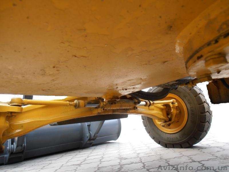 Продаем экскаватор-погрузчик XCMG XT870, 2008 г.в. - <ro>Изображение</ro><ru>Изображение</ru> #10, <ru>Объявление</ru> #895552