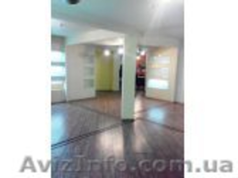 Продается здание офиса с выставочной залом  - <ro>Изображение</ro><ru>Изображение</ru> #5, <ru>Объявление</ru> #1051685