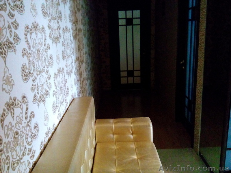 Продам свою трехкомнатную квартиру с гаражом - <ro>Изображение</ro><ru>Изображение</ru> #3, <ru>Объявление</ru> #1258572