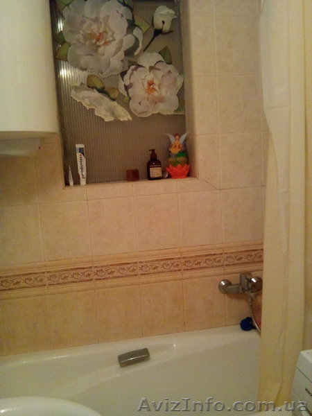 Продам свою трехкомнатную квартиру с гаражом - <ro>Изображение</ro><ru>Изображение</ru> #4, <ru>Объявление</ru> #1258572