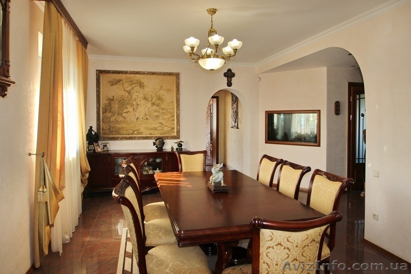 Кировское.Классный дом в ликвидном месте - <ro>Изображение</ro><ru>Изображение</ru> #8, <ru>Объявление</ru> #1312198