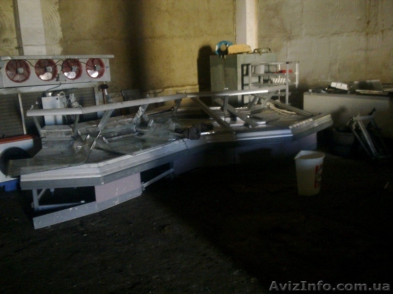 Продаю витрину Linde б/у в форме зигзага - <ro>Изображение</ro><ru>Изображение</ru> #3, <ru>Объявление</ru> #1004432