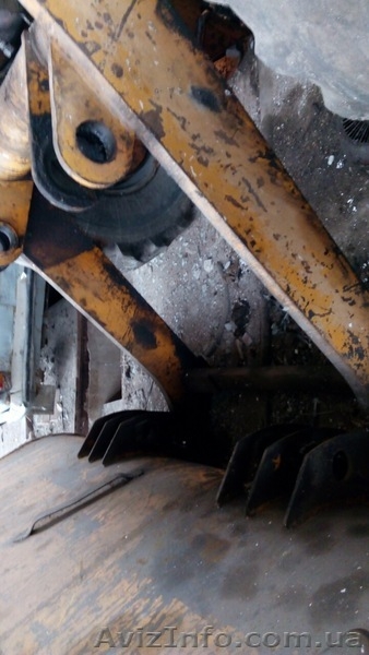 Фронтальный погрузчик Т 156 - <ro>Изображение</ro><ru>Изображение</ru> #3, <ru>Объявление</ru> #1348917