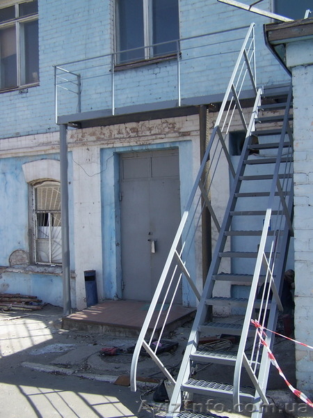 Лестница наружная, металлическая. «Броневик» - Днепропетровск. - <ro>Изображение</ro><ru>Изображение</ru> #8, <ru>Объявление</ru> #1465405