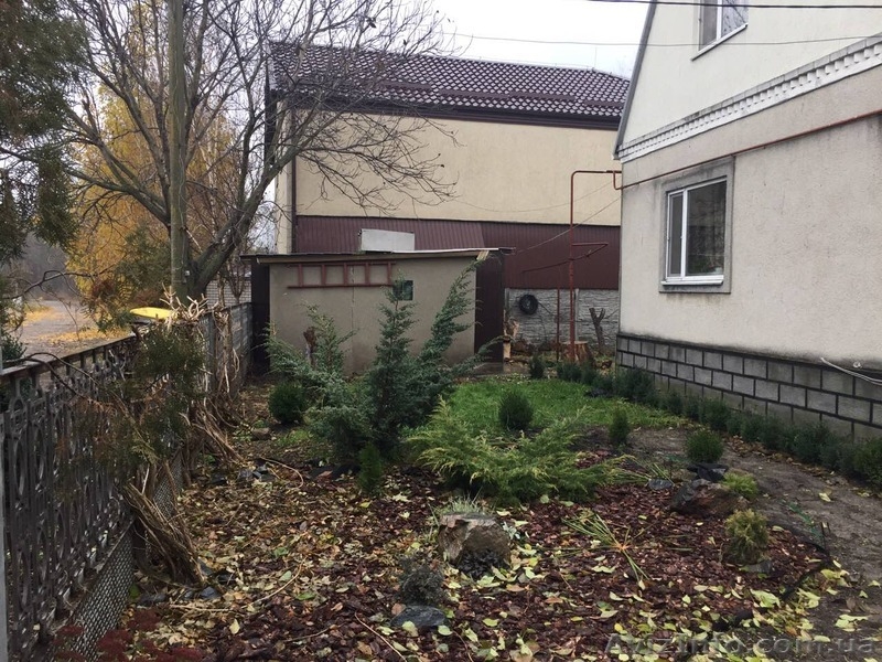 Отличный котедж в городе, 2 этажа, сауна, гараж, озеро, 16 соток, бассейн, камин - <ro>Изображение</ro><ru>Изображение</ru> #4, <ru>Объявление</ru> #1510006