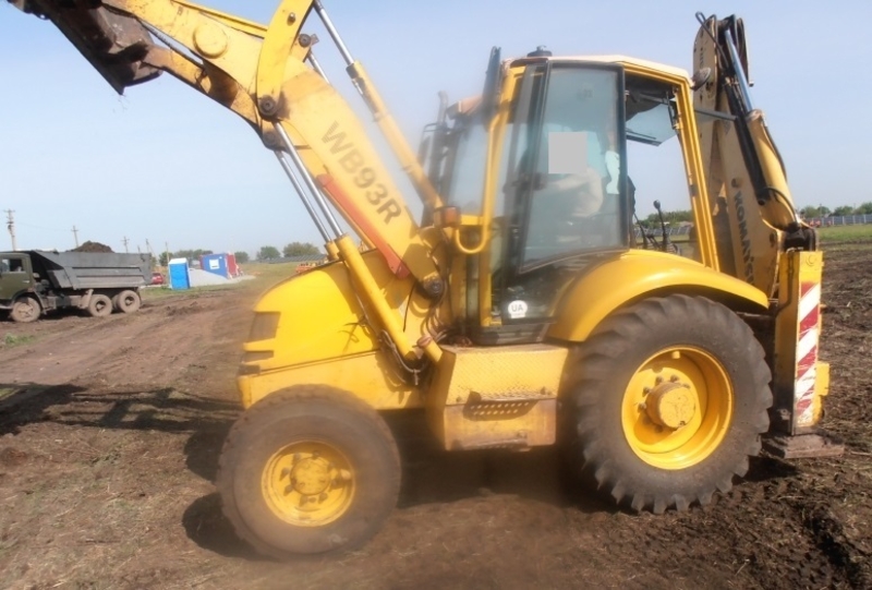Продаем экскаватор-погрузчик KOMATSU WB 93R-2, 0,38 м3, 2004 г.в. - <ro>Изображение</ro><ru>Изображение</ru> #5, <ru>Объявление</ru> #1655975