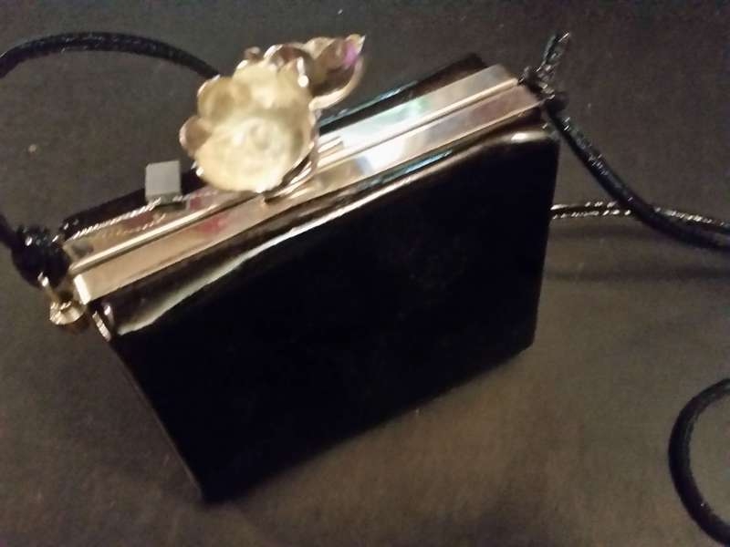 Женская сумочка черного цвета - <ro>Изображение</ro><ru>Изображение</ru> #3, <ru>Объявление</ru> #1660250