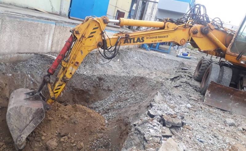 Продаем колесный экскаватор ATLAS 1404K, 0,9 м3, 1998 г.в. - <ro>Изображение</ro><ru>Изображение</ru> #3, <ru>Объявление</ru> #1660514