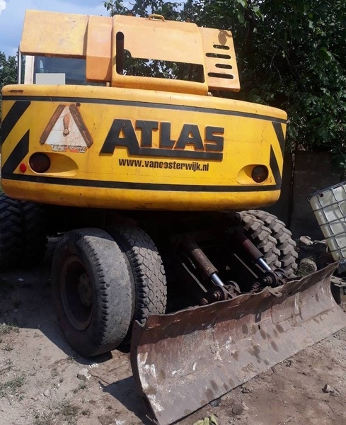 Продаем колесный экскаватор ATLAS 1404K, 0,9 м3, 1998 г.в. - <ro>Изображение</ro><ru>Изображение</ru> #5, <ru>Объявление</ru> #1660514