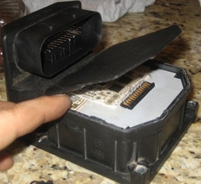 Ремонт блоков ABS BMW Audi Mercedes VW Nissan SAAB и др. - <ro>Изображение</ro><ru>Изображение</ru> #3, <ru>Объявление</ru> #1665273